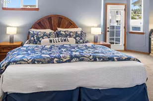 260 Round House Rd, Astoria, OR 97103 - Photo 24