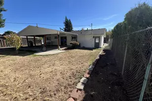 17519 SE Tibbetts St, Portland, OR 97236 - Photo 32