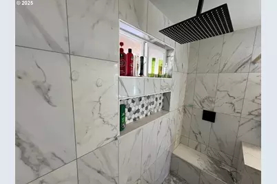 17519 SE Tibbetts St, Portland, OR 97236 - Photo 24