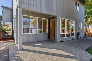 21389 NW Kenai Ct, Portland, OR 97229 - Photo 40