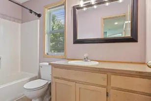 21389 NW Kenai Ct, Portland, OR 97229 - Photo 38