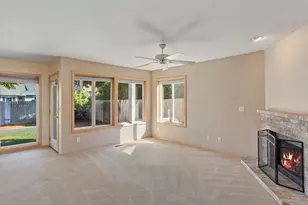 21389 NW Kenai Ct, Portland, OR 97229 - Photo 10