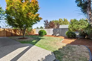 21389 NW Kenai Ct, Portland, OR 97229 - Photo 42