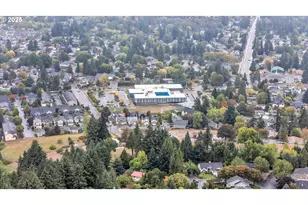 19852 SW Sonia Ln, Beaverton, OR 97007 - Photo 44