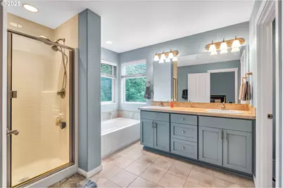 19852 SW Sonia Ln, Beaverton, OR 97007 - Photo 28