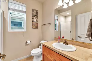 19852 SW Sonia Ln, Beaverton, OR 97007 - Photo 18