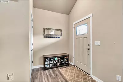 19852 SW Sonia Ln, Beaverton, OR 97007 - Photo 6