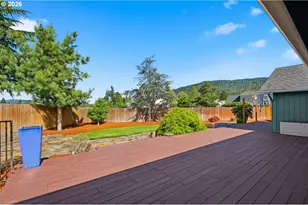 361 72nd Pl, Springfield, OR 97478 - Photo 16