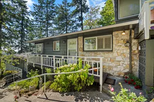8265 SW Canyon Ln, Portland, OR 97225 - Photo 2