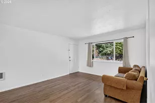 19570 SE Yamhill St, Gresham, OR 97233 - Photo 10