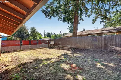 19570 SE Yamhill St, Gresham, OR 97233 - Photo 24