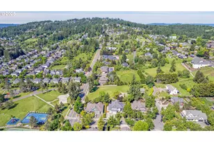 9459 SE Tarnahan Dr, Happy Valley, OR 97086 - Photo 48
