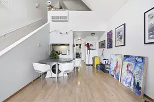 1910 SW 18th Ave, Portland, OR 97201 - Photo 12