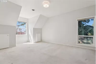 5633 SW Kruse Ridge Dr, Portland, OR 97035 - Photo 16