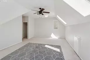 5633 SW Kruse Ridge Dr, Portland, OR 97035 - Photo 22