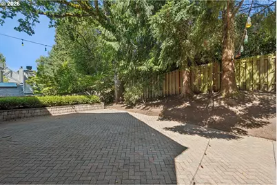 5633 SW Kruse Ridge Dr, Portland, OR 97035 - Photo 24