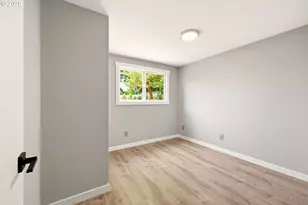 1133 SE Harlow Pl, Troutdale, OR 97060 - Photo 18
