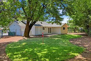 1133 SE Harlow Pl, Troutdale, OR 97060 - Photo 2