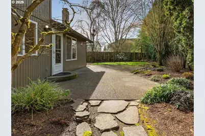 381 NE 33rd Ct, Hillsboro, OR 97124 - Photo 34