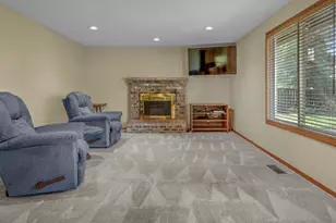 381 NE 33rd Ct, Hillsboro, OR 97124 - Photo 16