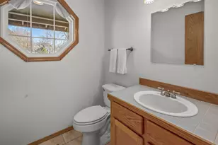 381 NE 33rd Ct, Hillsboro, OR 97124 - Photo 20