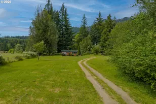 15181 Sitkum Ln, Myrtle Point, OR 97458 - Photo 8
