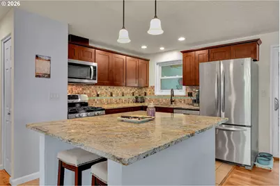 1550 Rainier Rd, Woodburn, OR 97071 - Photo 6