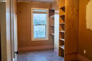 329 S 1st Ave, Mill City, OR 97360 - Photo 40
