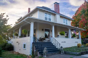 329 S 1st Ave, Mill City, OR 97360 - Photo 2