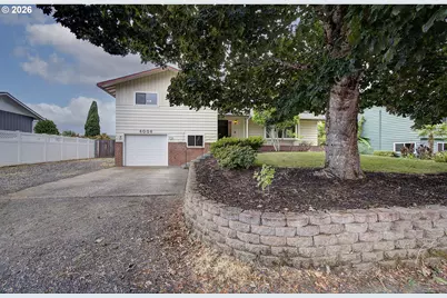 6006 NW Cherry St, Vancouver, WA 98663 - Photo 2