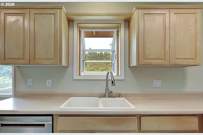 6006 NW Cherry St, Vancouver, WA 98663 - Photo 14