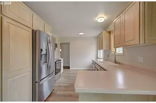 6006 NW Cherry St, Vancouver, WA 98663 - Photo 12