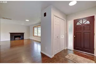 6006 NW Cherry St, Vancouver, WA 98663 - Photo 8