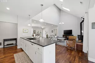 85069 Ridge Top Dr, Eugene, OR 97405 - Photo 8