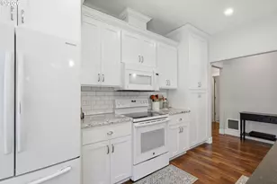 85069 Ridge Top Dr, Eugene, OR 97405 - Photo 10