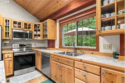 40014 Mohawk River Rd, Marcola, OR 97454 - Photo 12