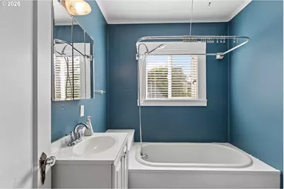 509 Spruce St, Ilwaco, WA 98624 - Photo 16