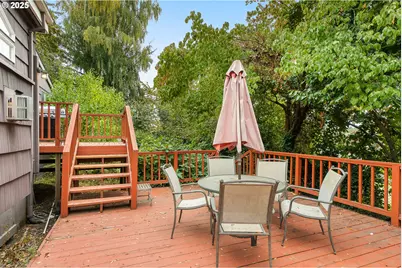 2612 SW Moss St, Portland, OR 97219 - Photo 28