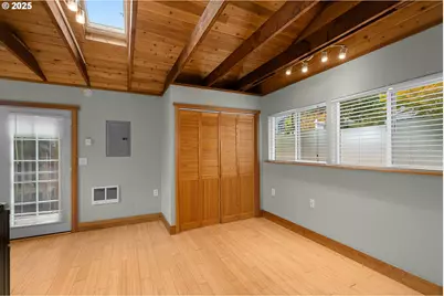 2612 SW Moss St, Portland, OR 97219 - Photo 24