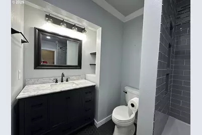 212 NW Bridge St, John Day, OR 97845 - Photo 22