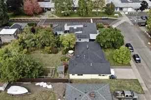 1470 Queens Way, Eugene, OR 97401 - Photo 36