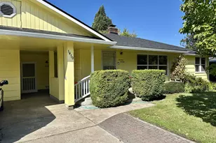 1470 Queens Way, Eugene, OR 97401 - Photo 10