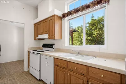 351 Board Shanty Creek Rd, Grants Pass, OR 97527 - Photo 28