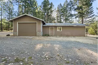 351 Board Shanty Creek Rd, Grants Pass, OR 97527 - Photo 8