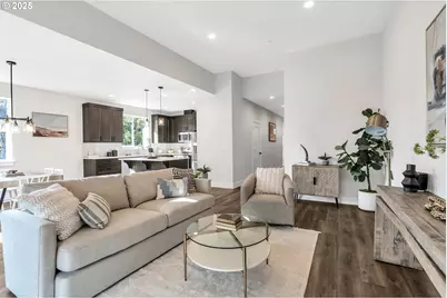 996 E Rork Ct, Newberg, OR 97132 - Photo 12