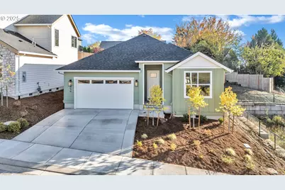 996 E Rork Ct, Newberg, OR 97132 - Photo 1