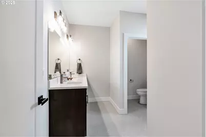 996 E Rork Ct, Newberg, OR 97132 - Photo 28