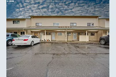 445 N Hayden Bay Dr, Portland, OR 97217 - Photo 1