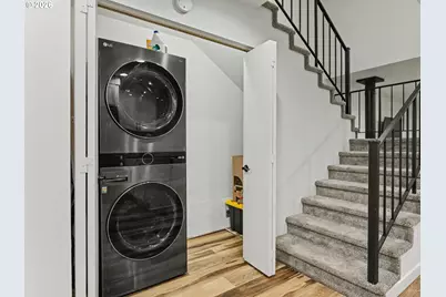 445 N Hayden Bay Dr, Portland, OR 97217 - Photo 14