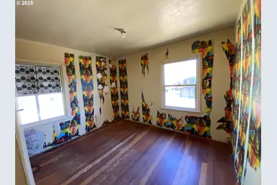 782 NE Center St, White Salmon, WA 98672 - Photo 20